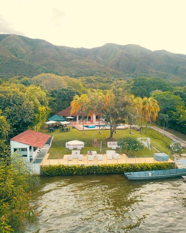 San Marcelino De Las Rosas Boqueron de Tena Bagian luar foto